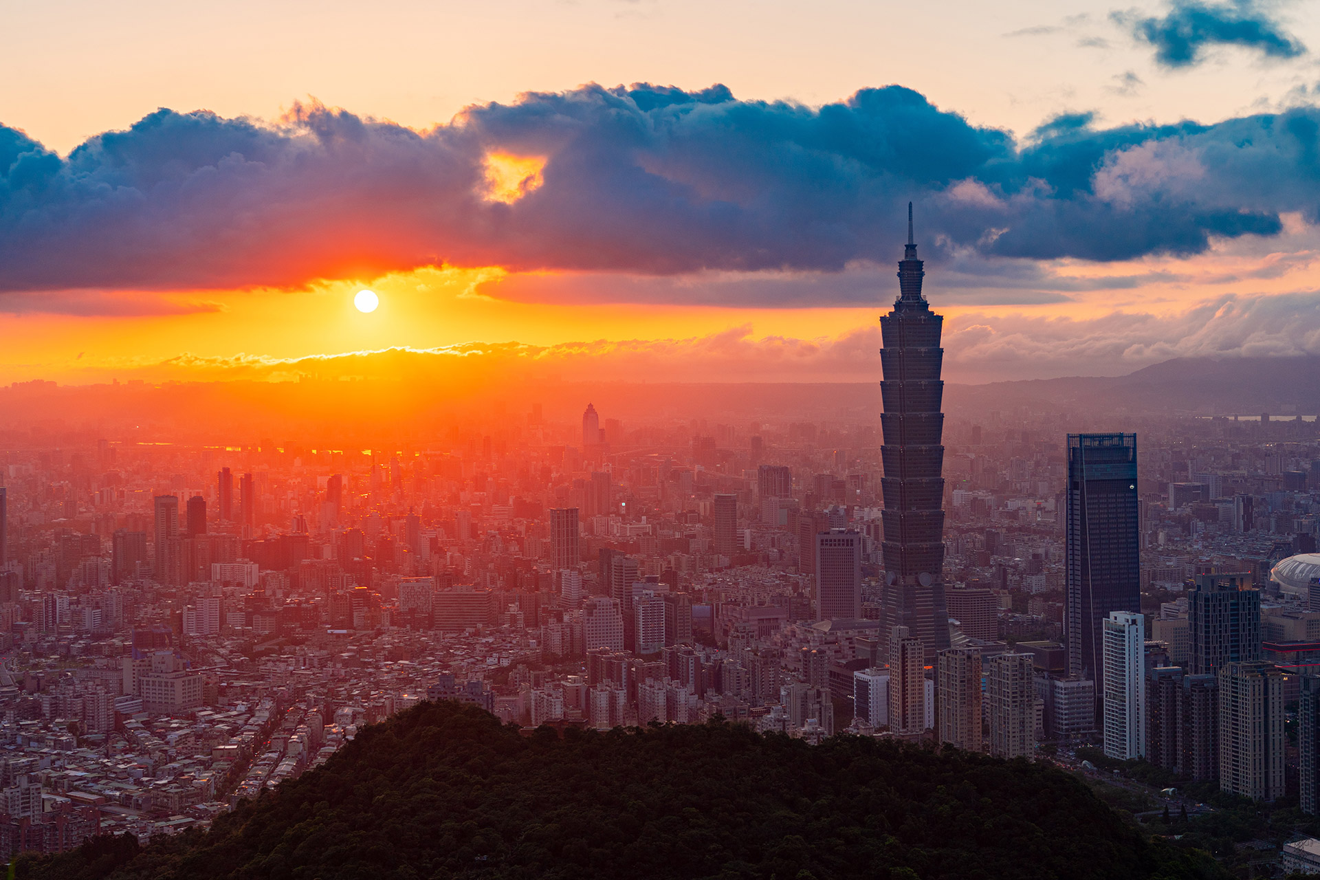Taiwan by Timo Volz on Unsplash