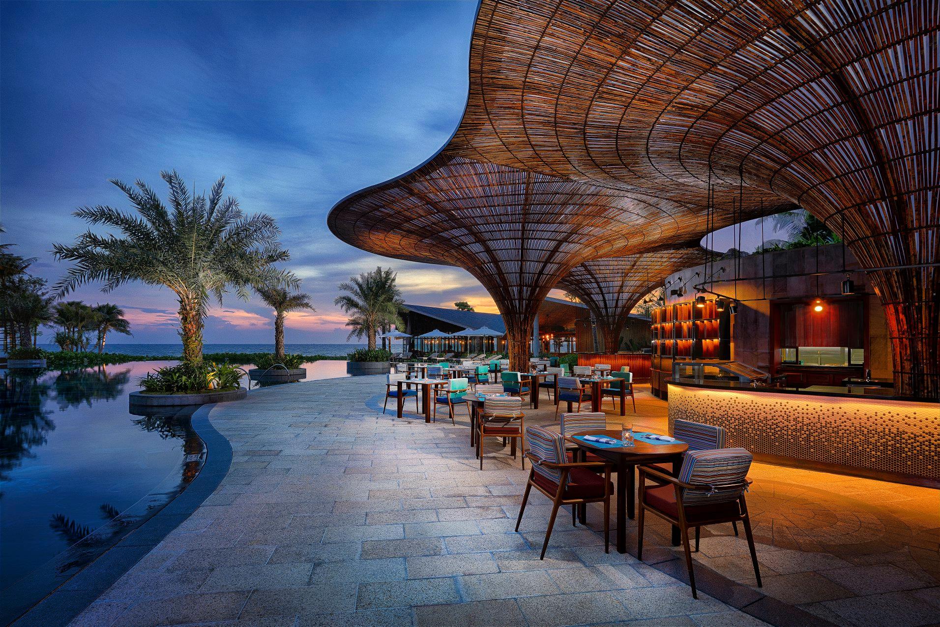 Hàng chục resorts Việt Nam vinh dự nhận Giải thưởng Du lịch Thế giới khu vực Châu Á – Thái Bình Dương, trong đó nhiều Resorts nhận hai đến ba giải cùng lúc. Giải được tổ chức hàng năm bởi World Travel Awards.