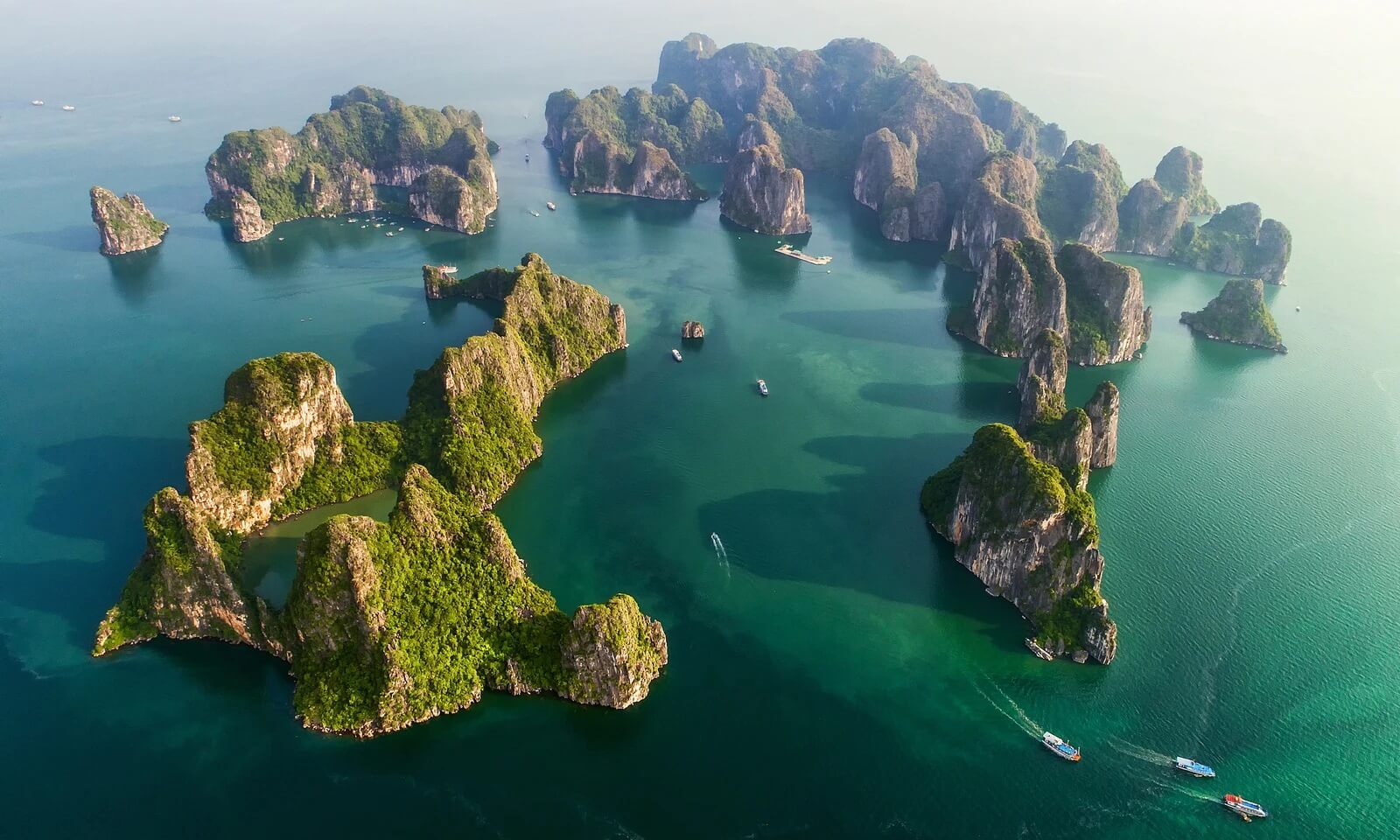 Halong Bay, Vietnam © ShutterStock ID 1218764578