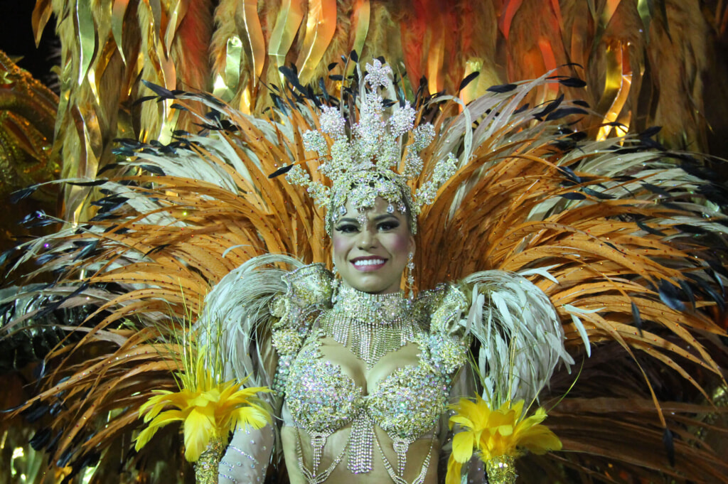 Rio Carnival photo by Alberto Brazil from Pixabay