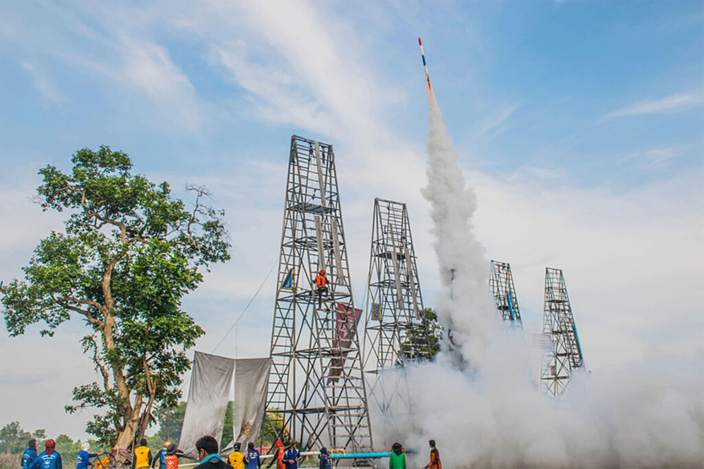 Bun Bang Fai-The Rocket Festival – Merit making with a Bang - Diwerent
