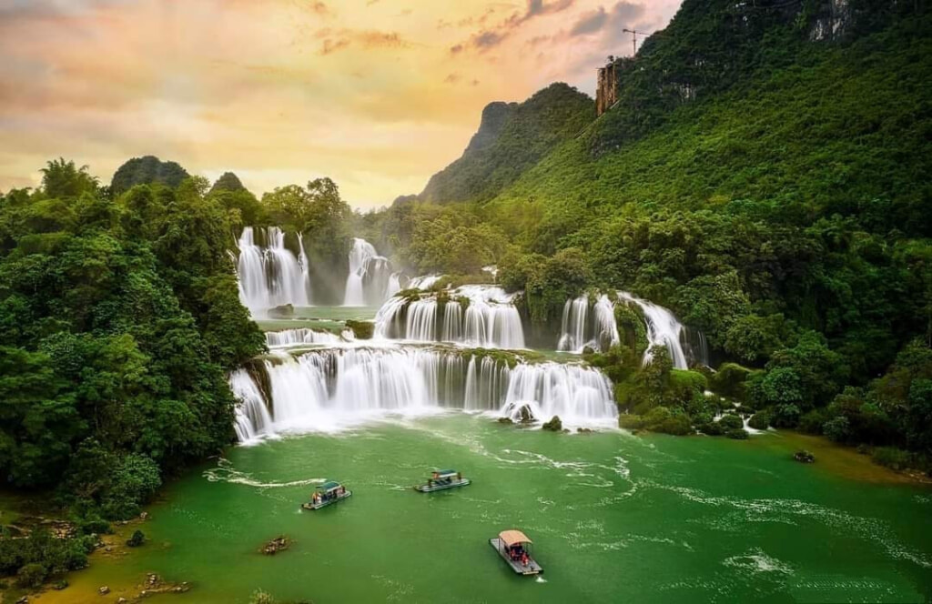 Ban Gioc is one of Vietnam's best-known waterfalls