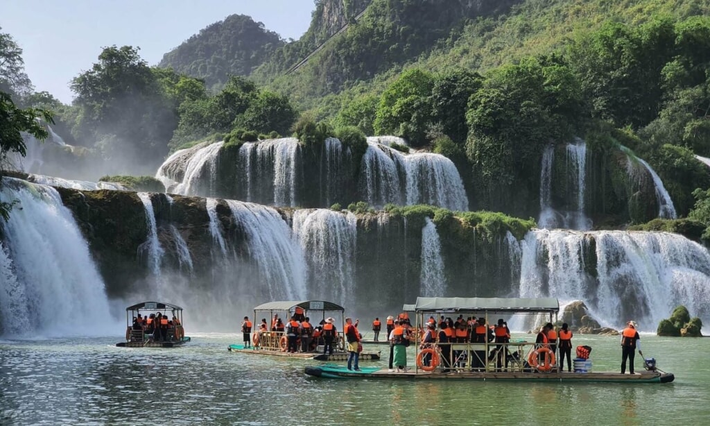 Discovering Cao Bang's Bản Giốc Waterfall | Vietnam Tourism