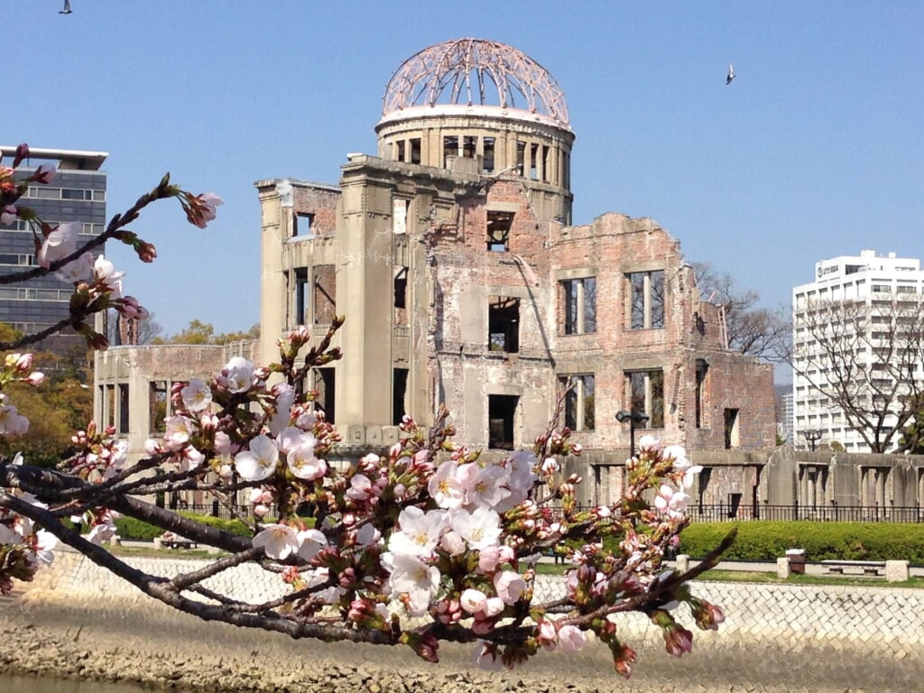Hiroshima Peace Memorial, Image by Neil from Pixabay