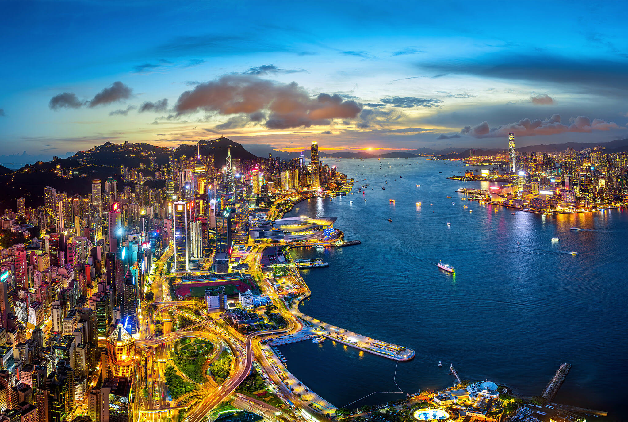 Hong Kong © iStock 2163224195 by Tawatchai Prakobkit