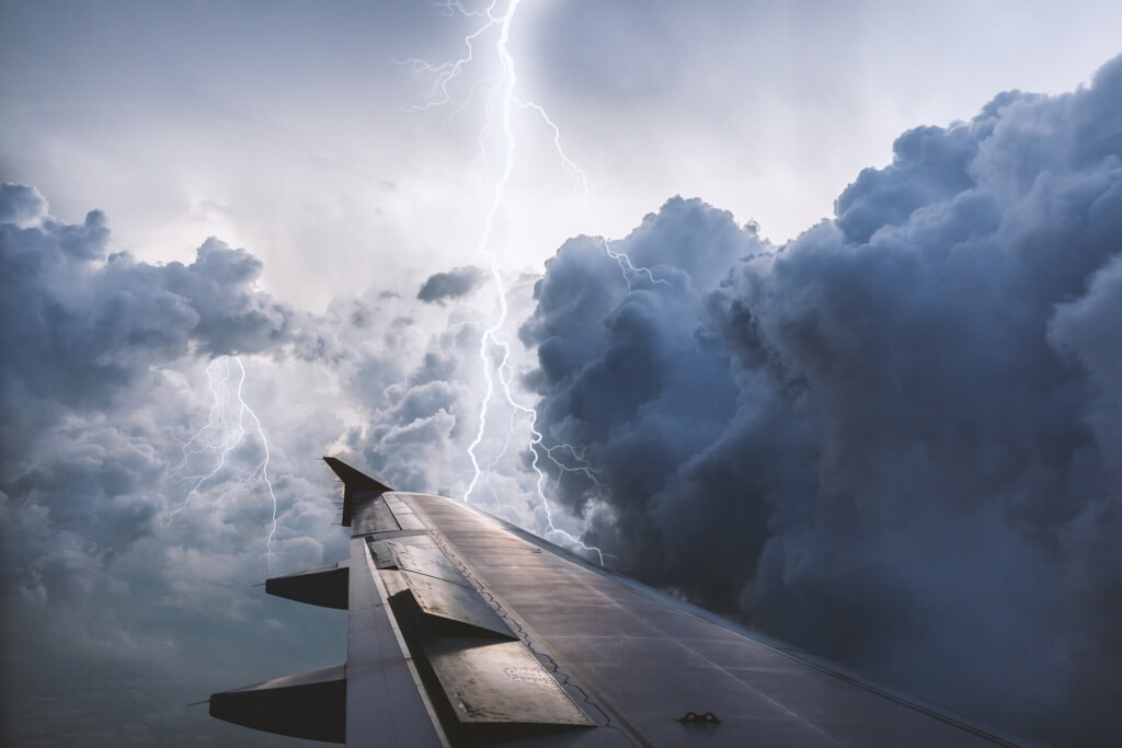 Airplanes can get struck by lightning-Image by Pfuderi from Pixabay